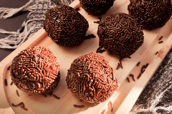 Caixa de Brigadeiros Gourmet